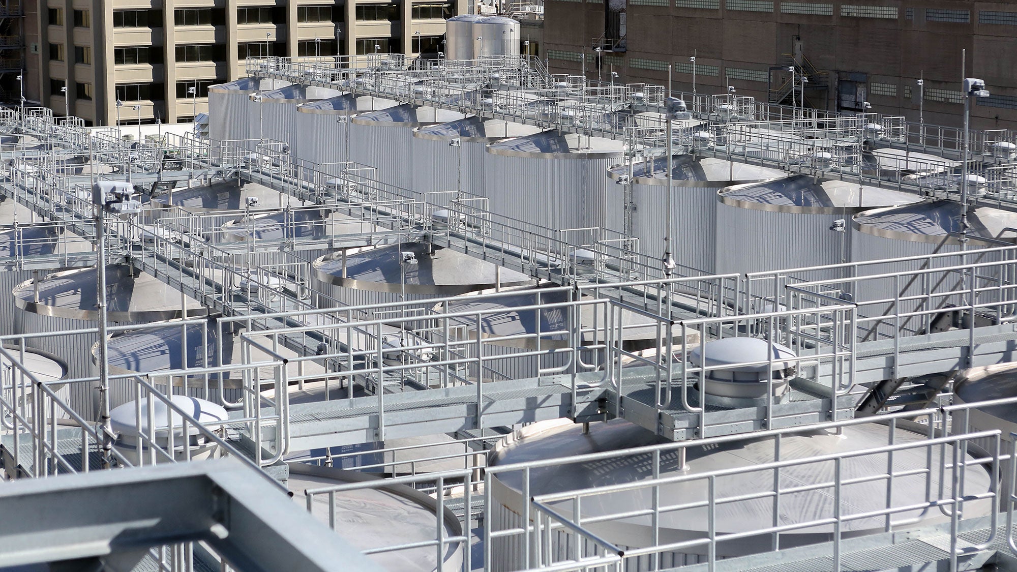 100 fermentation tanks newly finished with white roofing materias
